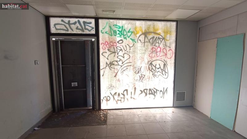 Foto b2f2f03c-f8ce-42a7-b837-7e8c90d2bc3f. Local comercial a La Geltrú-Sant Jordi Vilanova i la Geltrú