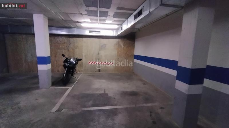 Foto 9f78ffb0-b69c-4369-98e6-b2193b797de5. Aparcament cotxe a Sant Joan Vilanova i la Geltrú