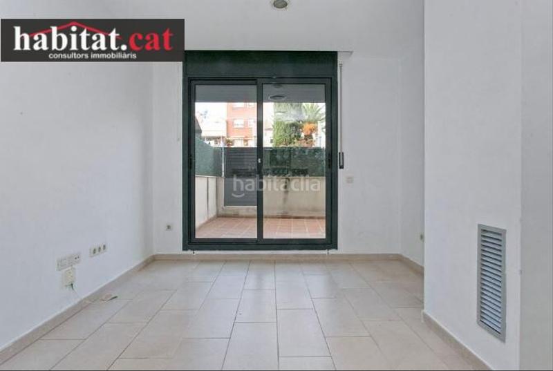 Foto ed2c147c-c43a-4572-8275-5fb546048a7d. Piso planta baja zona sant jordi !! en La Geltrú-Sant Jordi Vilanova i la Geltrú