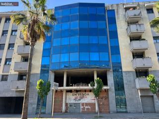 Edifici a Centrevila. Edificio de oficinas en vilanova  zona ronda iberica !!