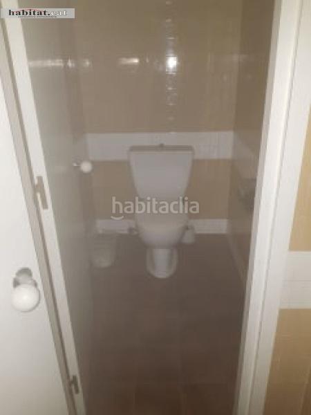Foto 5a8390c3-2f3c-484d-b3b8-01f03f81f7df. Local comercial  !! en La Geltrú-Sant Jordi Vilanova i la Geltrú