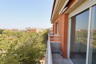 Appartement à Molí de Vent. Atico esquinero en moli de vent  vilanova i  la geltru !!