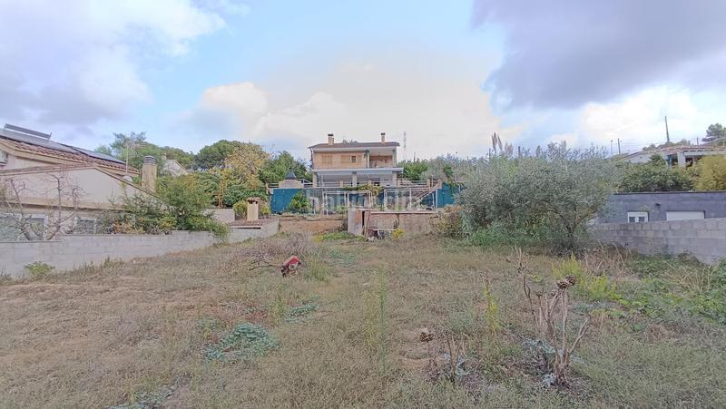 Foto 2220f1df-418b-4351-aa66-c55c8f2ba58b. Residential plot in Canyelles