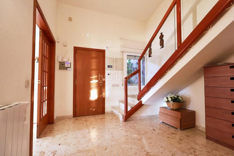 Foto 42f2329c-ac65-4182-9df7-97e1f367a24f. Casa exclusiva casa individual esquinera en cunit !! en Segur de Calafell