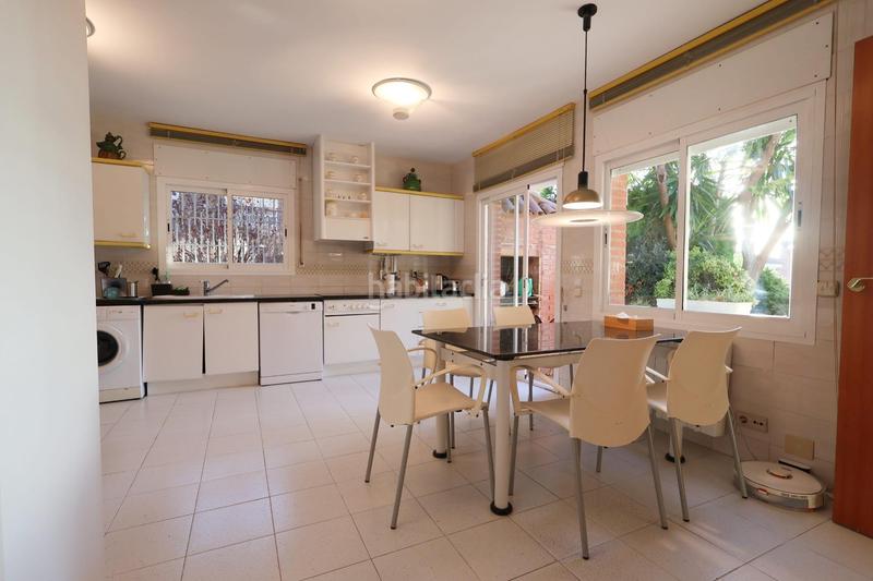 Foto dbcec9f1-8f0a-4da2-8668-3fddf3453810. Casa exclusiva casa individual esquinera en cunit !! en Segur de Calafell