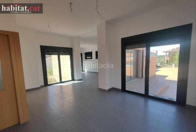 Foto 2a97dc8b-47dc-48f4-8423-e9f91b1b66e7. Casa amb aparcament a Olèrdola