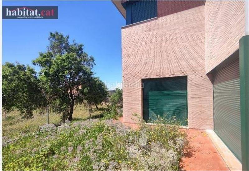 Foto a76cd4a3-3671-4084-97b1-a9601d0d2183. Casa amb aparcament a Olèrdola