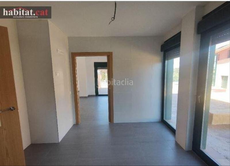 Foto b6a6598d-8faa-4f26-b77a-13573faf93f6. Casa amb aparcament a Olèrdola