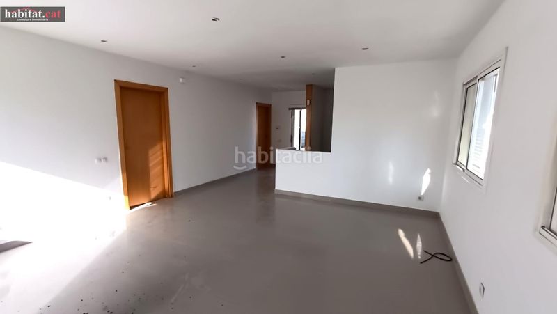 Foto 76dcc59b-95ca-4a1c-b996-f7f110a19e60. Casa amb aparcament a Canyelles