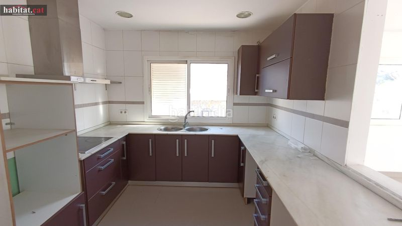 Foto ab1780ee-0982-40e5-97cb-9de8cd8138bf. Casa amb aparcament a Canyelles