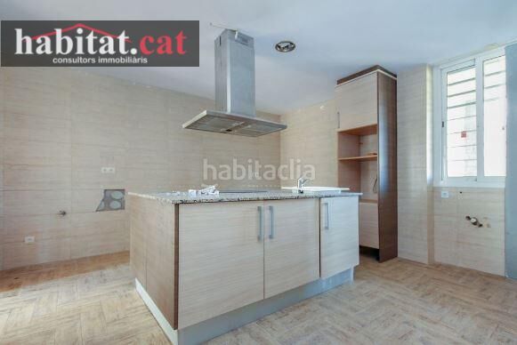 Foto 42aaf06d-8843-446a-bdf4-3951b94f2e23. Casa amb aparcament a Olivella