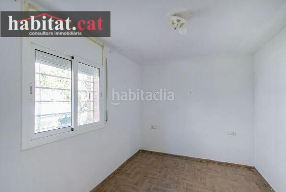 Foto a69cba86-2a48-4faa-bfea-9cf747a098f3. Casa amb aparcament a Olivella