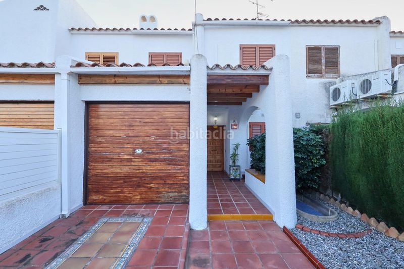 Foto 48d1c323-d899-4508-a779-8073aba15396. Casa amb aparcament piscina a Cunit residencial Cunit