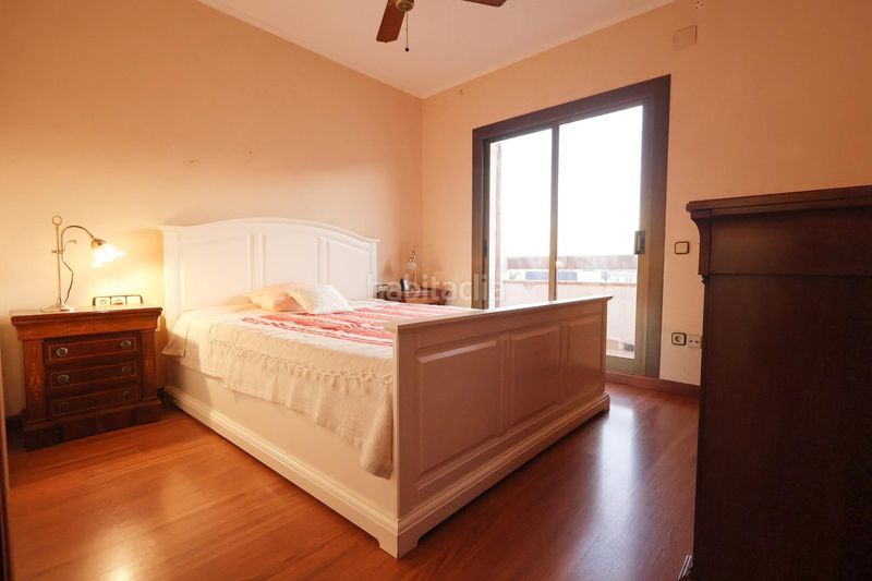 Foto 8b393e54-7170-400e-9156-4b802fb55d62. Casa amb aparcament piscina a Cunit residencial Cunit