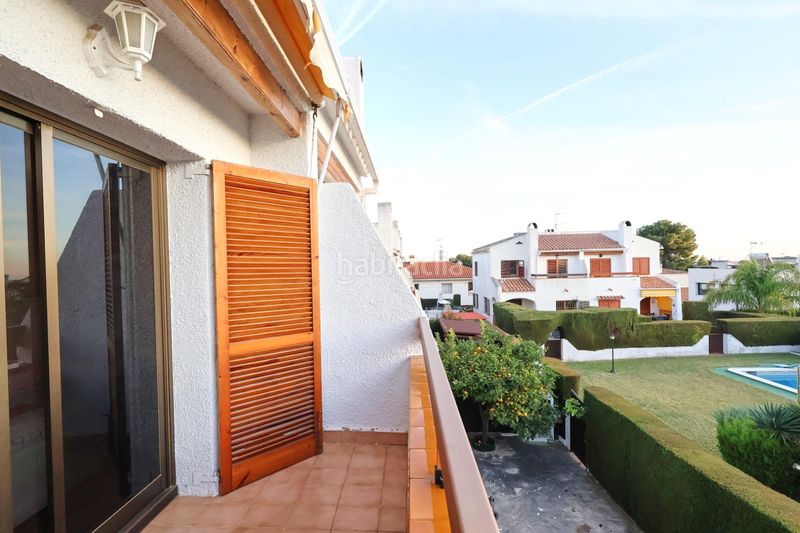 Foto 90c805c1-1f74-4217-be4c-707378fb25a7. Casa amb aparcament piscina a Cunit residencial Cunit