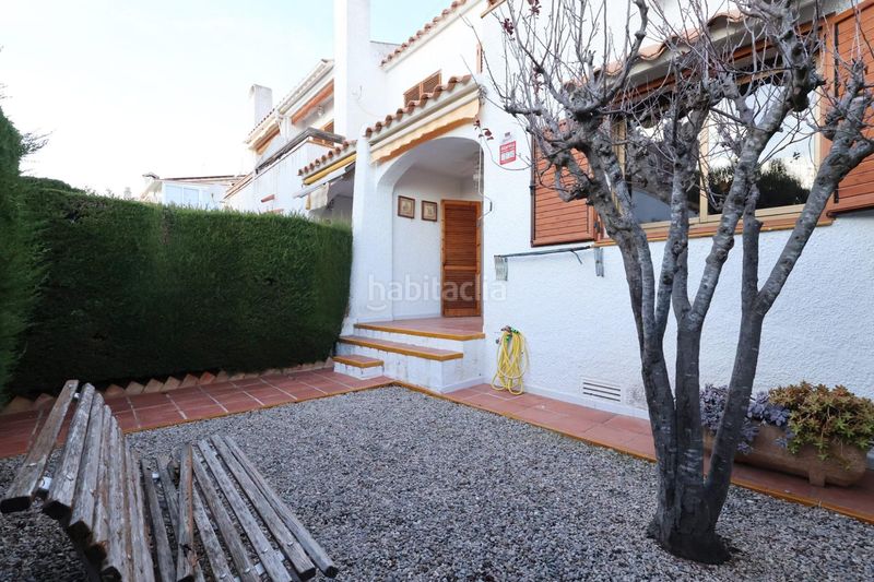 Foto a6bcd6dc-6294-415f-a720-cb6ffd0b34d7. Casa amb aparcament piscina a Cunit residencial Cunit
