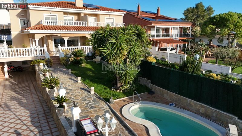Foto ed13c3a2-5782-47f7-a61f-b5524ebd28fd. Casa amb aparcament piscina a Centre Sant Pere de Ribes
