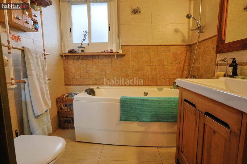 Foto 04ec64fa-1cd4-4af1-a494-ca8e12fe39de. Casa amb aparcament piscina a Canyelles
