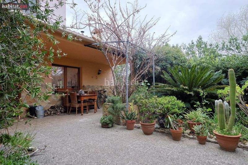 Foto 1b76d8c9-f026-45ea-a676-b44ba135c75f. Casa amb aparcament piscina a Canyelles