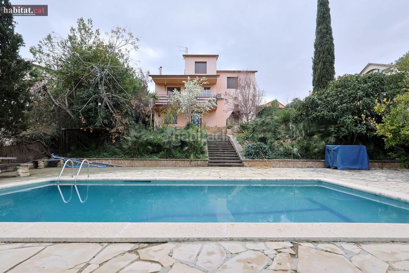 Foto 8a16d0cc-6a47-40db-9d10-1c5c3b38a46e. Casa amb aparcament piscina a Canyelles