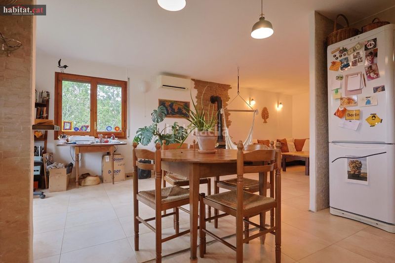Foto ce5c8891-dcfc-4139-bde3-cd0c119684a1. Casa amb aparcament piscina a Canyelles