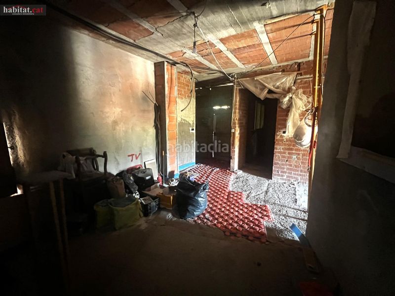 Foto 20b2c598-72f9-428b-9536-bd43d456d8af. Casa amb aparcament a Piera