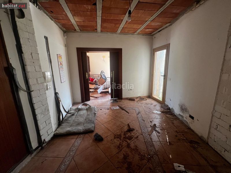 Foto 8824b88d-539b-4a64-852d-9c2a98b38519. Casa amb aparcament a Piera