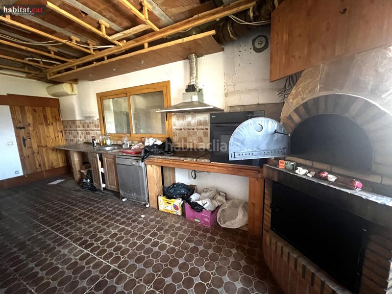 Foto 8c0e6925-f781-485b-b64f-9c3c61e70684. Casa amb aparcament a Piera