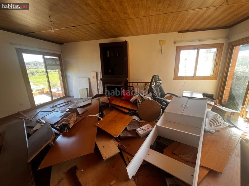 Foto e62e1291-b5ab-414b-ad87-d97967ece6ae. Casa amb aparcament a Piera