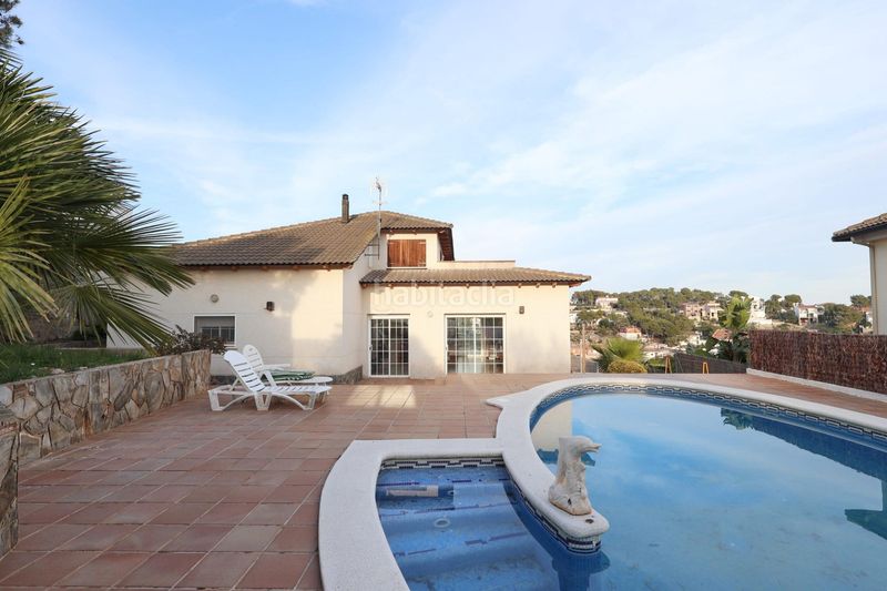 Foto 26473bdc-3d02-4dee-bac3-23878253f6a8. Casa amb aparcament piscina a Mas Trader-Corral d´En Tort-Corral d´En Cona Cubelles