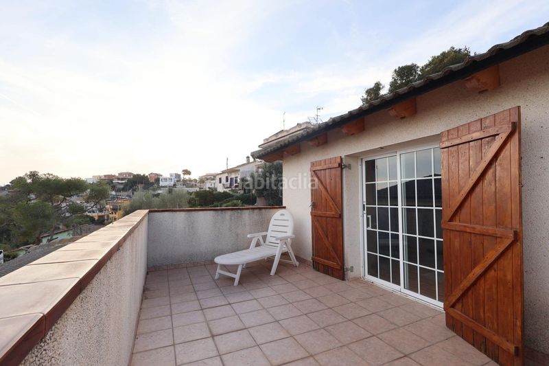 Foto 9a9eb3be-5d20-4fc0-bb43-cd9d67f327d3. Casa amb aparcament piscina a Mas Trader-Corral d´En Tort-Corral d´En Cona Cubelles
