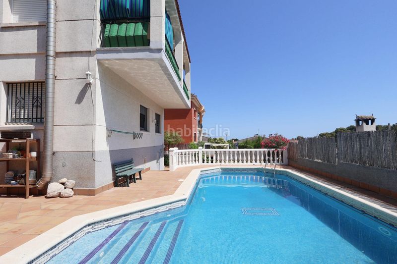 Foto c7f896fe-3998-431e-b326-a281106c23aa. Casa amb calefacció aparcament piscina a Cunit residencial Cunit