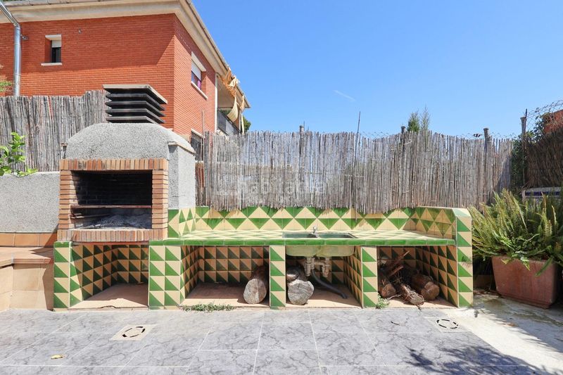 Foto f5274bd2-324a-4927-baa9-4e491f2ca1b3. Casa amb calefacció aparcament piscina a Cunit residencial Cunit