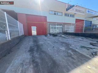 Industrial building in Mas Trader-Corral d´En Tort-Corral d´En Cona. Nave industrial en les salines  cubelles