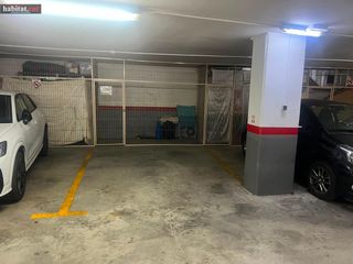Parking voiture à Sant Joan. Plaza de parking  trastero en vilanova centro