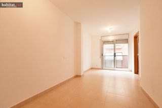 Etagenwohnung in Centrevila. Piso en el centro de vilanova para entrar a vivir !!