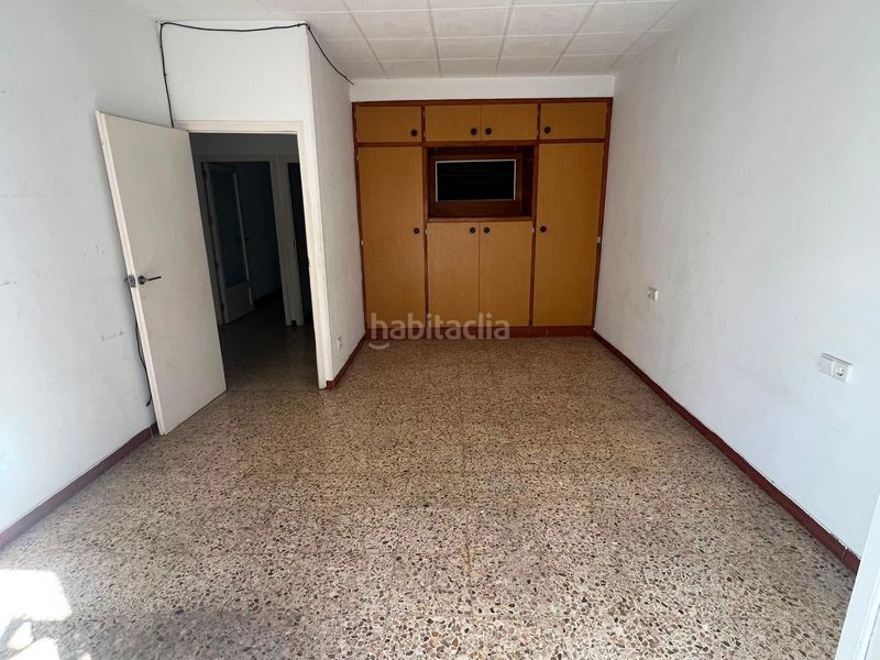 Foto d5f0c1e9-6733-4ea5-bd66-03cf3488802d. Piso  para reformar en la geltrú vilanova en Vilanova i la Geltrú