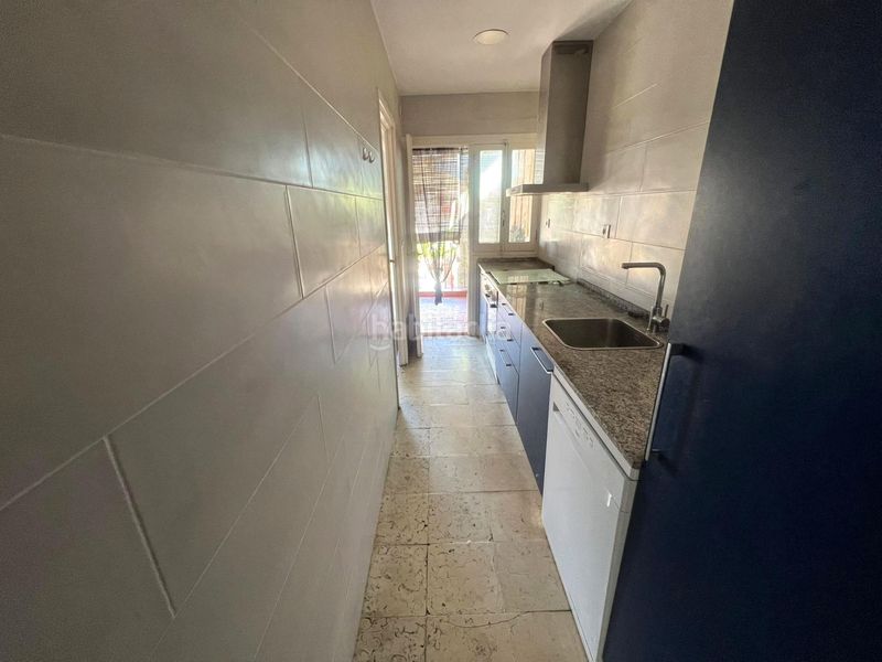 Foto e9f94c25-e932-4c9d-8728-157fe9e8e666. Piso  para reformar en la geltrú vilanova en Vilanova i la Geltrú