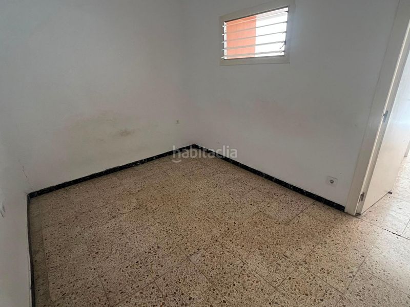 Foto f8be3122-6a8d-4bb0-91d4-936e8f2b0242. Piso  para reformar en la geltrú vilanova en Vilanova i la Geltrú