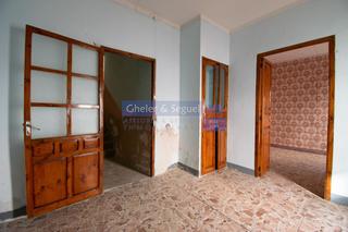 Casa a Soneja