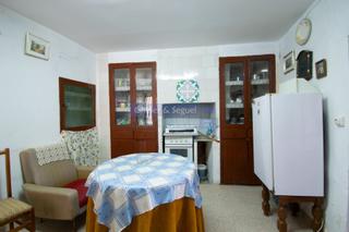 Masia a Segorbe. Casa en zona alta de segorbe