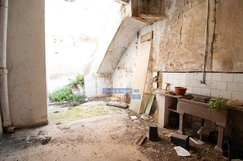 Foto 78230a68-791e-4975-9517-9314478d0b4c. Masía casa de pueblo con patio y garaje en Torres Torres