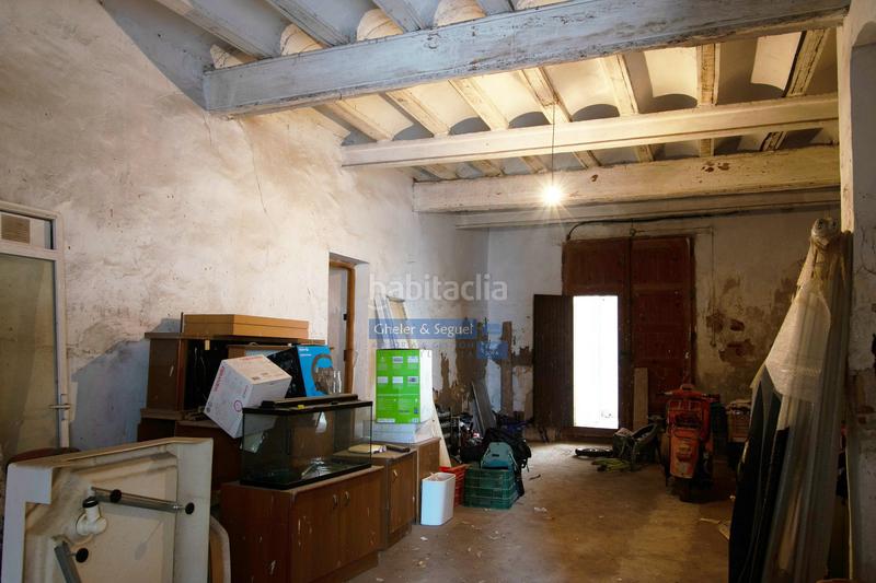 Foto 788ebb2a-4da1-4c08-950f-6f2abfbe1422. Masía casa de pueblo con patio y garaje en Torres Torres