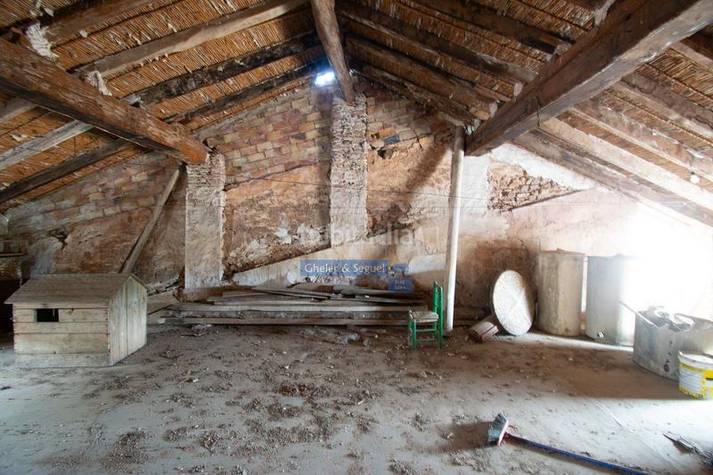 Foto 8f231128-f0d8-4adf-86b6-2dfd5c7d5268. Masía casa de pueblo con patio y garaje en Torres Torres
