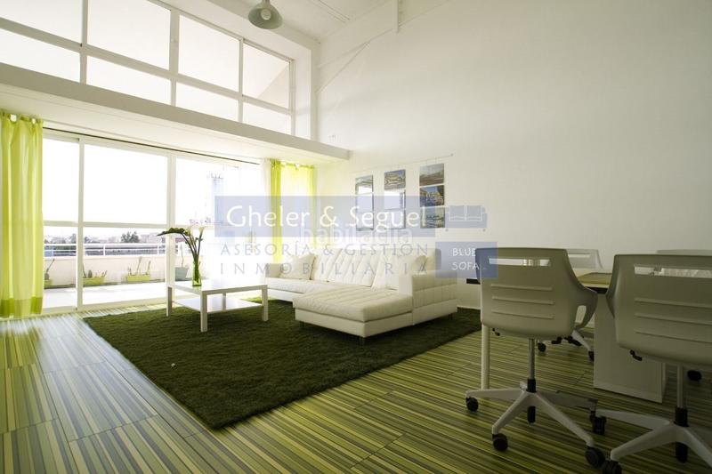 Foto 487d4fd7-8f0c-470d-a9a1-d0c8551cf2d2. Lloguer local comercial a Avenida de Abril-9 de Octubre Sagunt