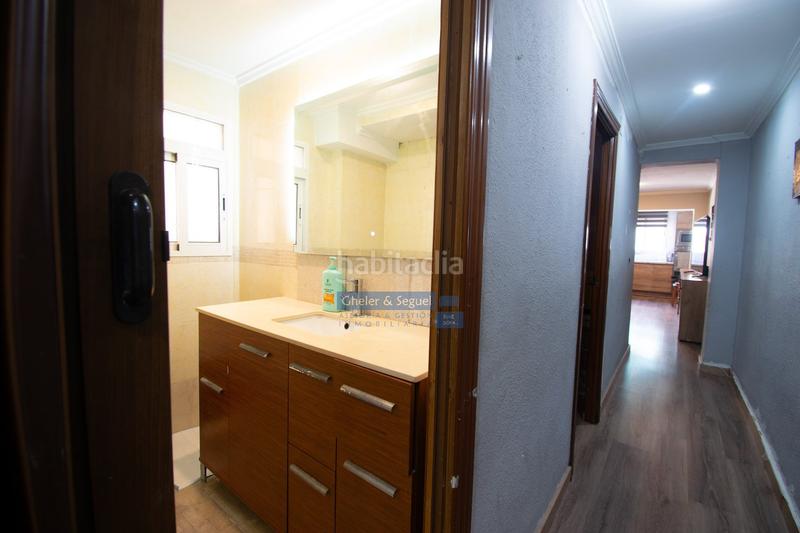 Foto d2803167-666c-4b4f-b683-f067eaf42849. Flat in El Grau Valencia