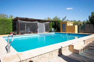 Bauernhof in Urbanizaciones. Casa con piscina, huerto, para entrar y vivir!!
