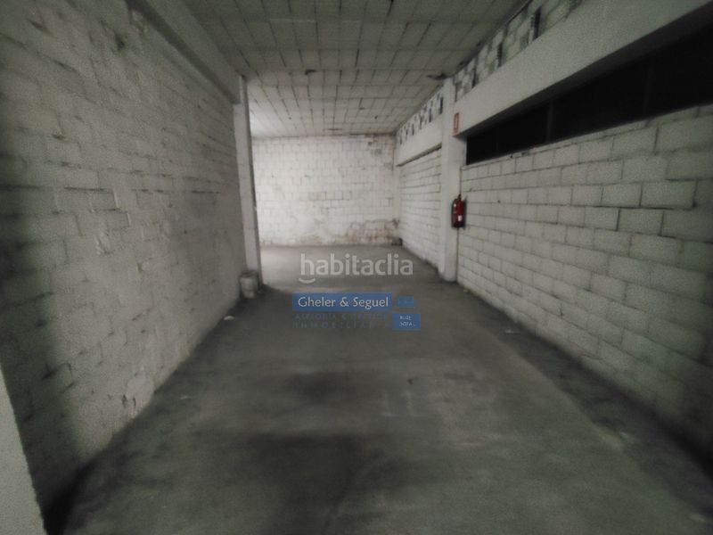 Foto b97a06e6-bf70-46d3-ba58-b0eec7ea8d32. Aparcament cotxe a Segorbe