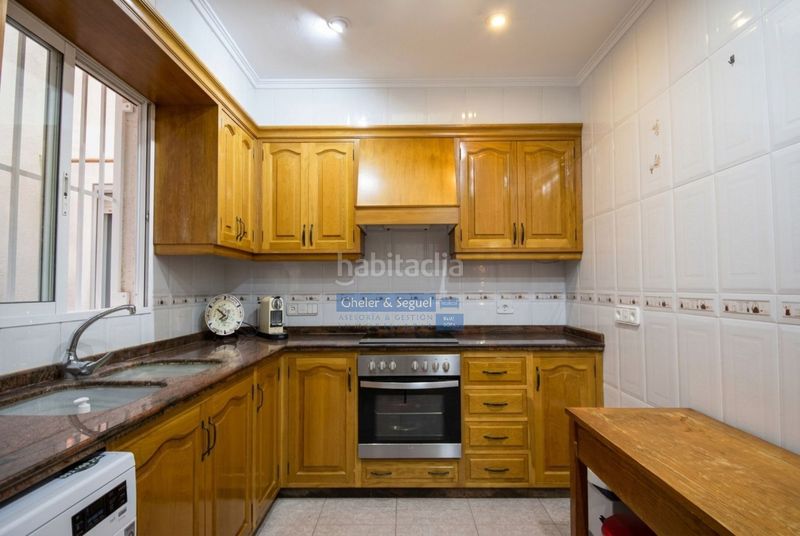Foto 410f2d53-d0be-48f4-a769-925026635bc7. Pis a Barrio Benicalap Valencia