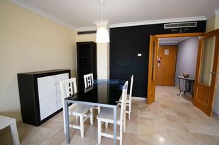 Attique  America. Ático de dos dormitorios con terraza, garaje y piscina en el res